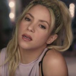 Deja Vu (feat. Prince Royce) Chords by Shakira