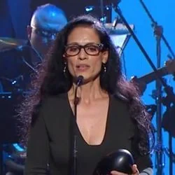 Beijo De Mel Chords by Shirley Carvalho