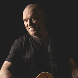 בראשית עולם Chords by Shlomi Shabat