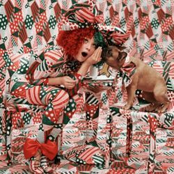 Santa Visits Everyone Chords by Sia