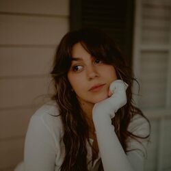 Gold Star Kid Chords by Sierra Carson