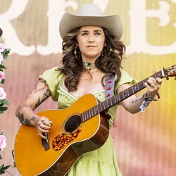Pretty Magic Spell Chords by Sierra Ferrell