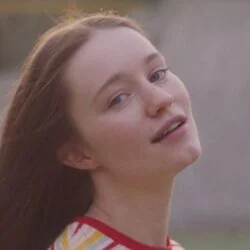 High Five Ukulele Chords by Sigrid