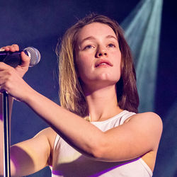 Go To War Chords by Sigrid