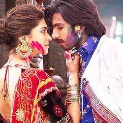 Laal Ishq Chords by Arijit Singh