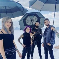 Refuge Chords by Skillet