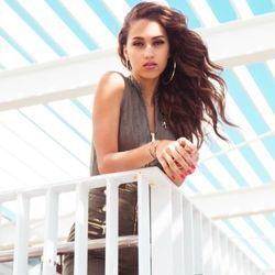 Only Want You Chords by Skylar Stecker