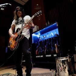 Killing Floor Chords by Slash