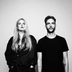 Year Of The Young Chords by Smith & Thell