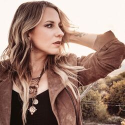 I Think Of You Chords by Caitlyn Smith