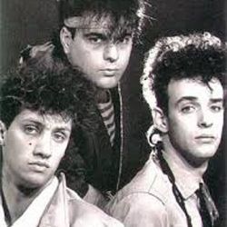 Te Hacen Falta Vitaminas Chords by Soda Stereo