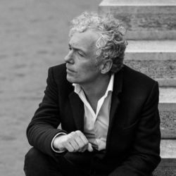Doe Niet Alsof Chords by Spinvis