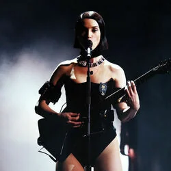 Piggy Chords by St. Vincent