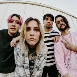 Nails From The Back Chords by Stand Atlantic