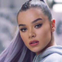 Most Girls Chords by Hailee Steinfeld