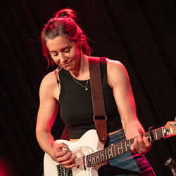 1 Chords by Laura Stevenson