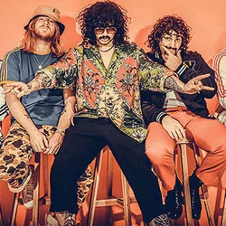 We Can Make The World Glow Chords by Sticky Fingers