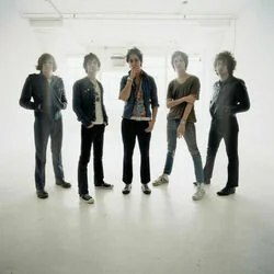Modern Girls And Old Fashioned Men Bass Tab by The Strokes