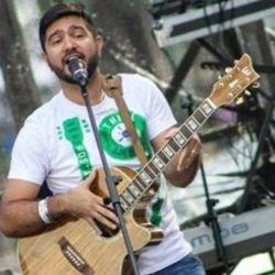 Escondite Seguro Chords by Su Presencia