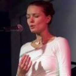 Om Parama Chords by Sudha (Denmark)