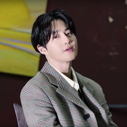 Let's Love 사랑 하자 Chords by Suho (수호)