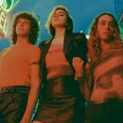 In Flight Chords by Sunflower Bean