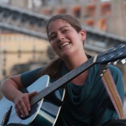 Suzana Silva chords for Marcha que a muralha cai