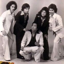 Teratai Live Chords by Sweet Charity