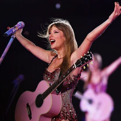 The Tortured Poets Department - Maroon Live Chords by Taylor Swift