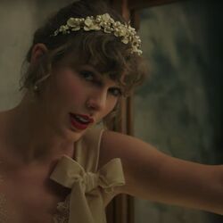 Willow  Intro by Taylor Swift
