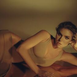 Swoiia chords for Little angels