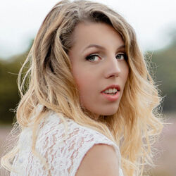 Cry With Me Chords by Sylvia Aimee