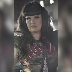 Tami Neilson chords for Youre gonna fall