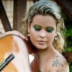 Melodia Verdadeira Chords by Tati Portella