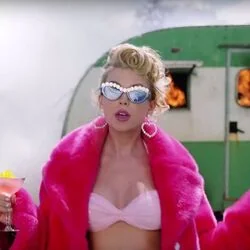 You Need To Calm Down Bass Tab by Taylor Swift