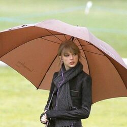 Till Brad Pitt Comes Along Chords by Taylor Swift