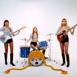 Poor Girl Chords by Tchotchke