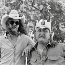 Hippies Chords by Teddy And The Rough Riders