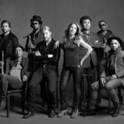 Tedeschi Trucks Band tabs for Anyhow