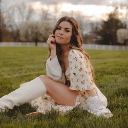 Right Guy Wrong Time Chords by Tenille Arts