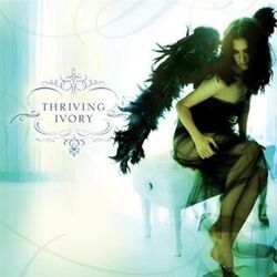 Flowers For A Ghost Chords by Thriving Ivory