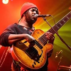 I Love Louis Cole Bass tabs by Thundercat