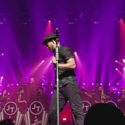 Hound Dog - Jailhouse Rock Live Chords by Justin Timberlake