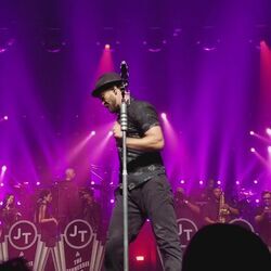 Hound Dog - Jailhouse Rock Live Chords by Justin Timberlake