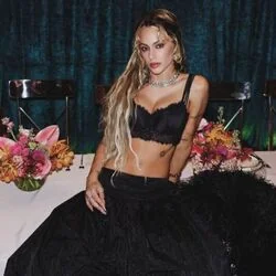 Dos Amantes Chords by TINI