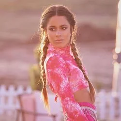 Ella Dice (part. Khea) Chords by TINI