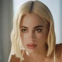 Me Voy (Ver2) Chords by TINI