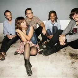 Paint The Town Chords by Tiny Stills