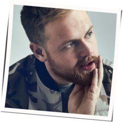 The Show Chords by Tom Walker