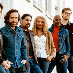 Am Gold Chords by Train